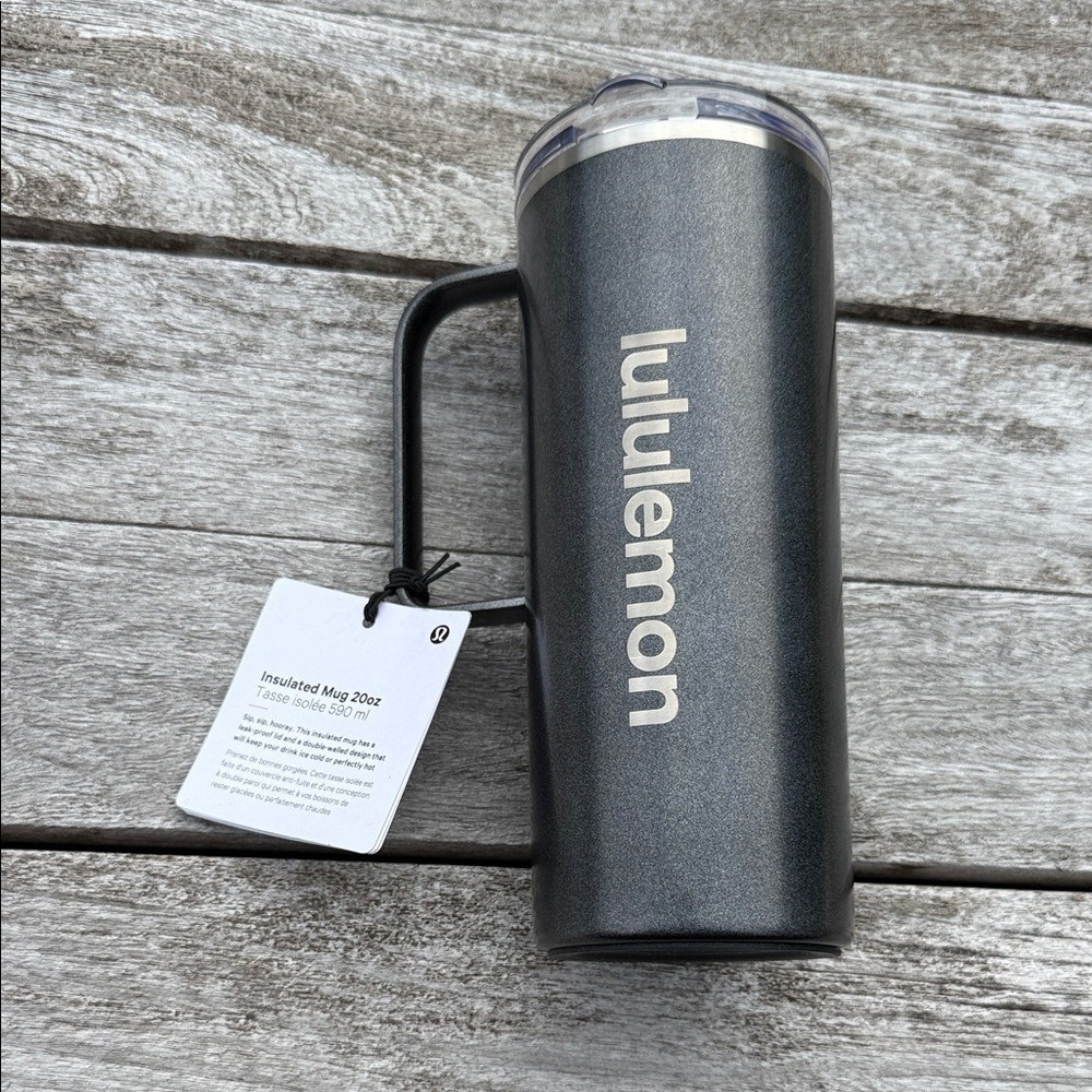 Lululemon Insulated Mug‎ 20oz Iridescent black NWT